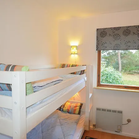 Three-bedroom Holiday In Vaggerlose * Bøtø By