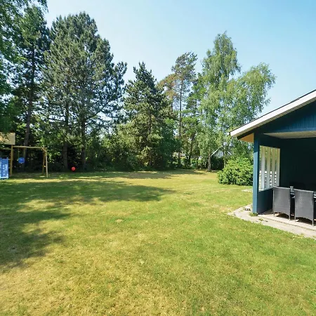 Three-bedroom Holiday In Vaggerlose * Bøtø By